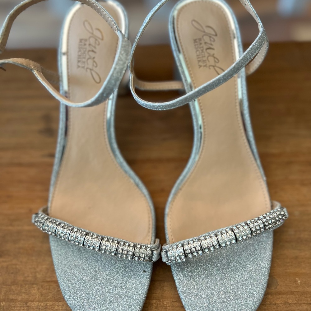 Jewel Badgley Mischka wedding shoes size 6.5